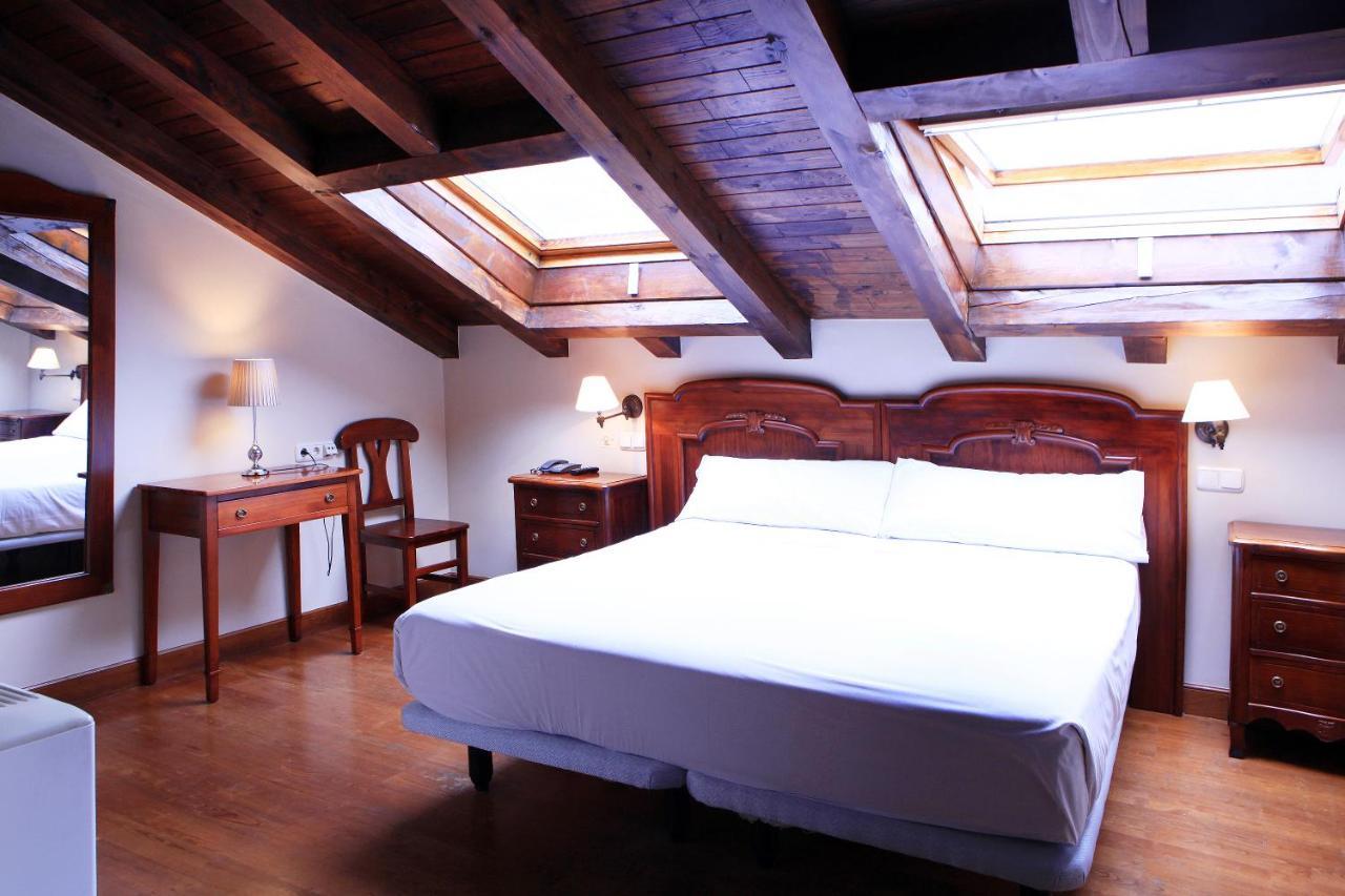 Hostal Antxitonea エリソンド エクステリア 写真