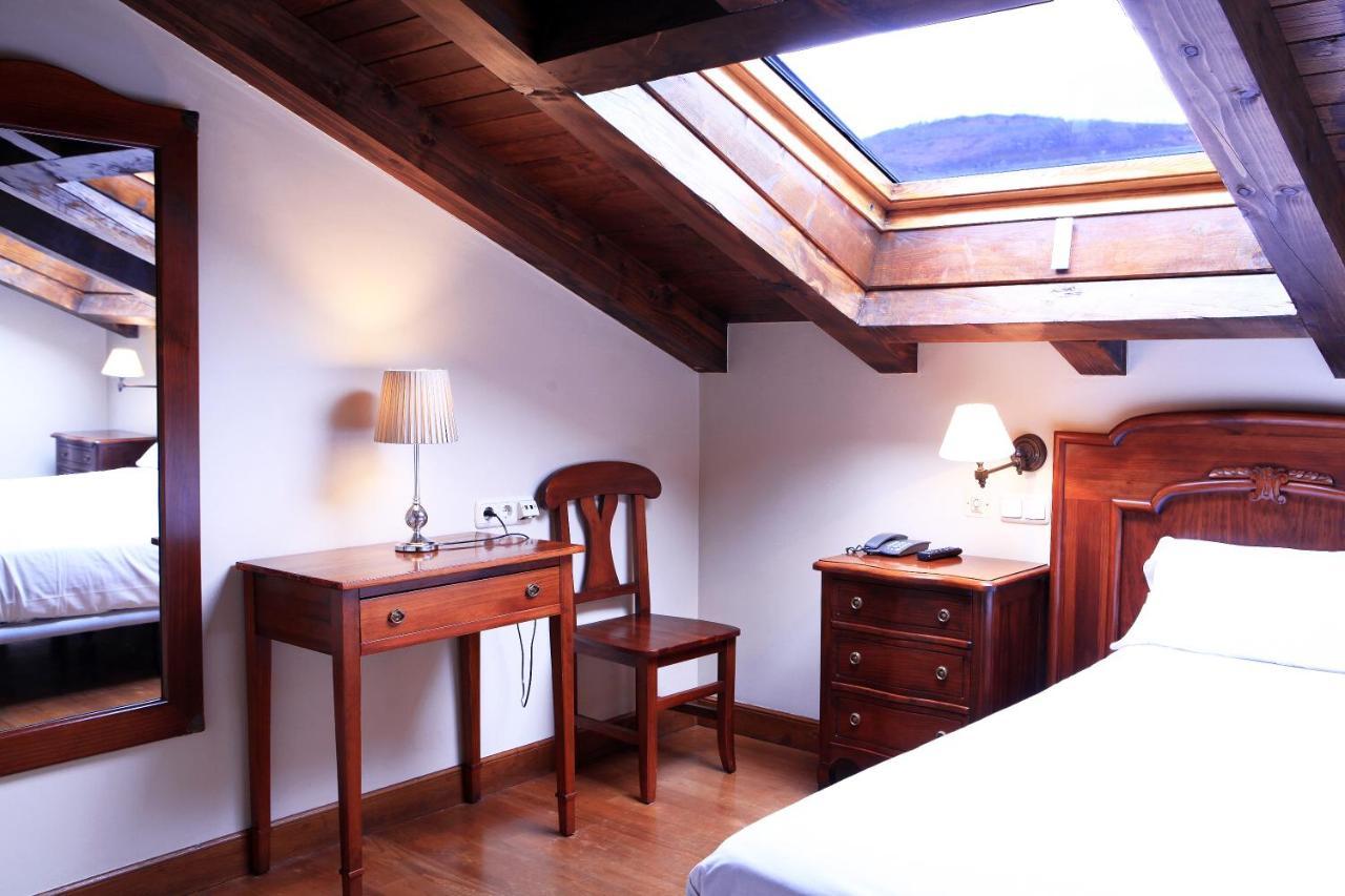 Hostal Antxitonea エリソンド エクステリア 写真