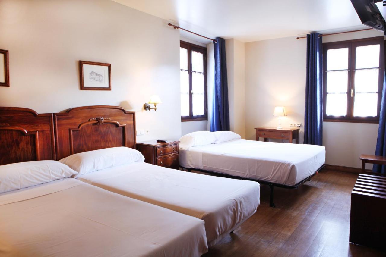 Hostal Antxitonea エリソンド エクステリア 写真